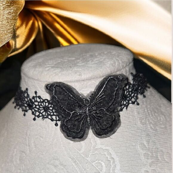 Boutique Jewelry - Butterfly Victorian Gothic Black Crochet Lace Choker Elegant Embroidered Goth